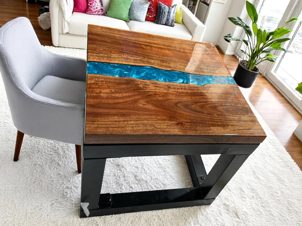 Beauty by Hand : Square Epoxy Side Table 